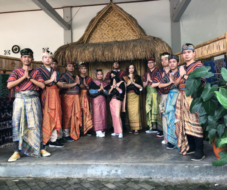 Paket Tour Lombok 5 Hari 4 Malam B